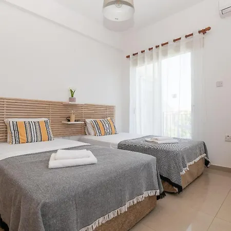 Konnos Ekaterina Πρωταράς