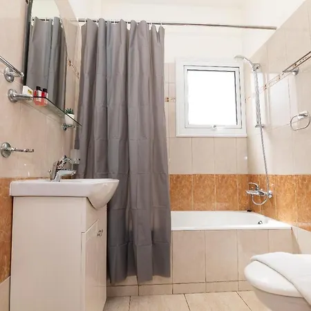 Konnos Ekaterina Πρωταράς