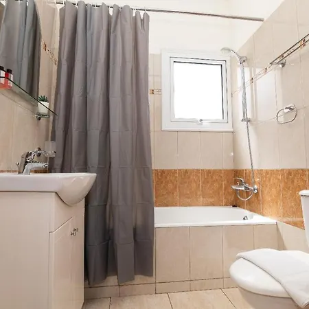 Konnos Ekaterina * Πρωταράς