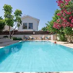 Konnos Ekaterina Villa