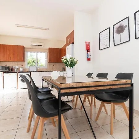 Villa Konnos Ekaterina Protaras