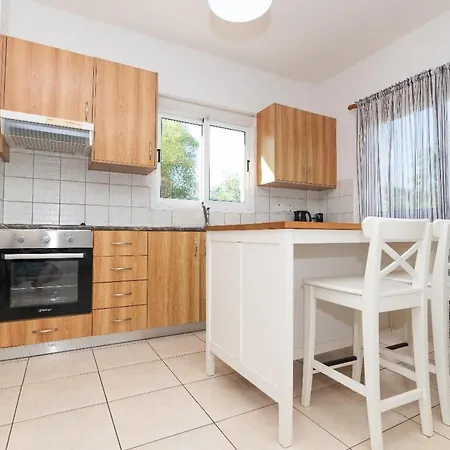 别墅 Konnos Ekaterina