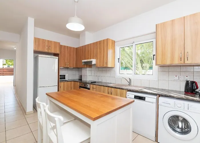 Villa Konnos Ekaterina *