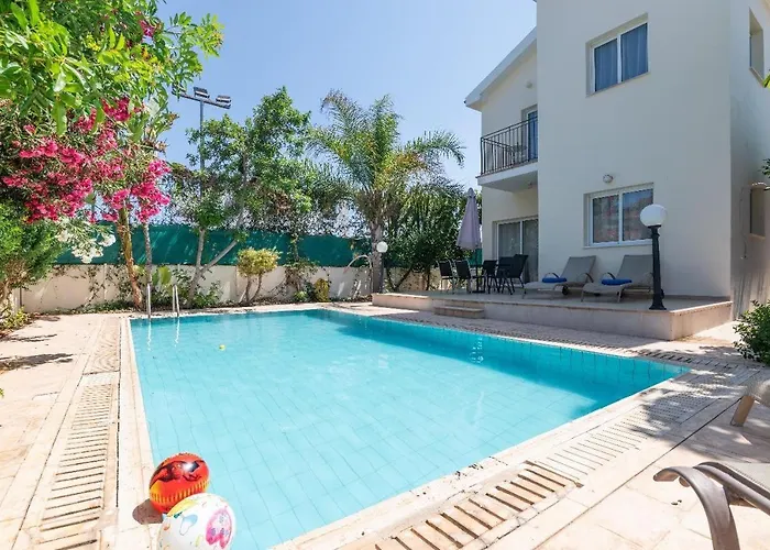 Konnos Ekaterina Protaras